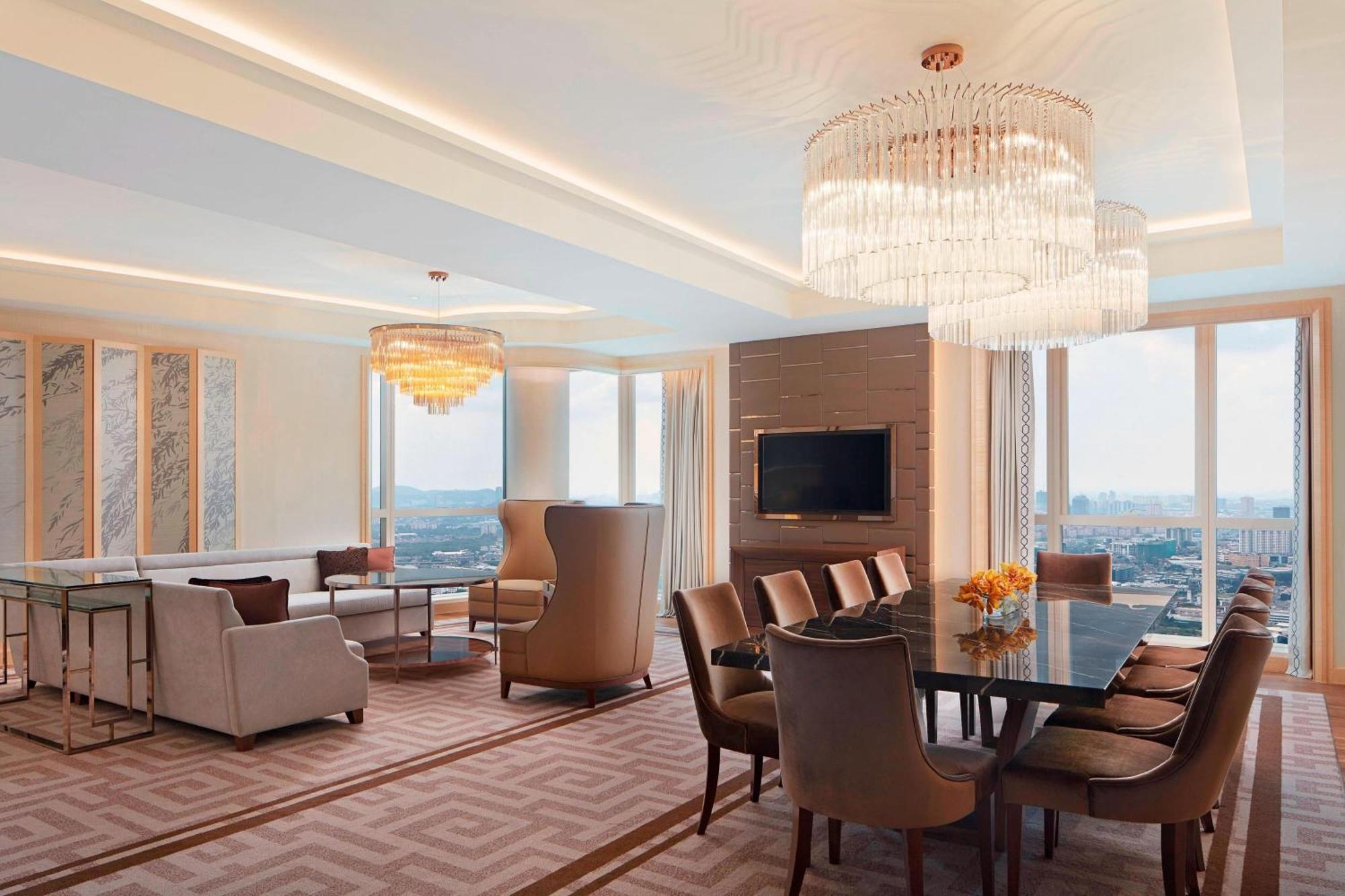 Sheraton Petaling Jaya Hotel Eksteriør billede The Westin Club Lounge at Westin Hyderabad